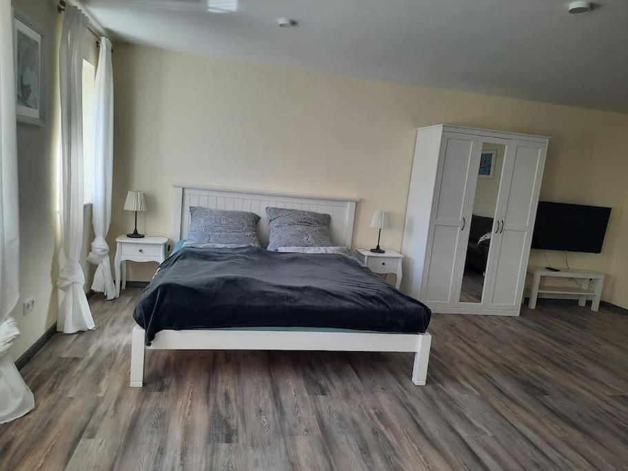 Stilvolle 2-Zimmer-Wohnung, 75Qm In Lohr Extérieur photo